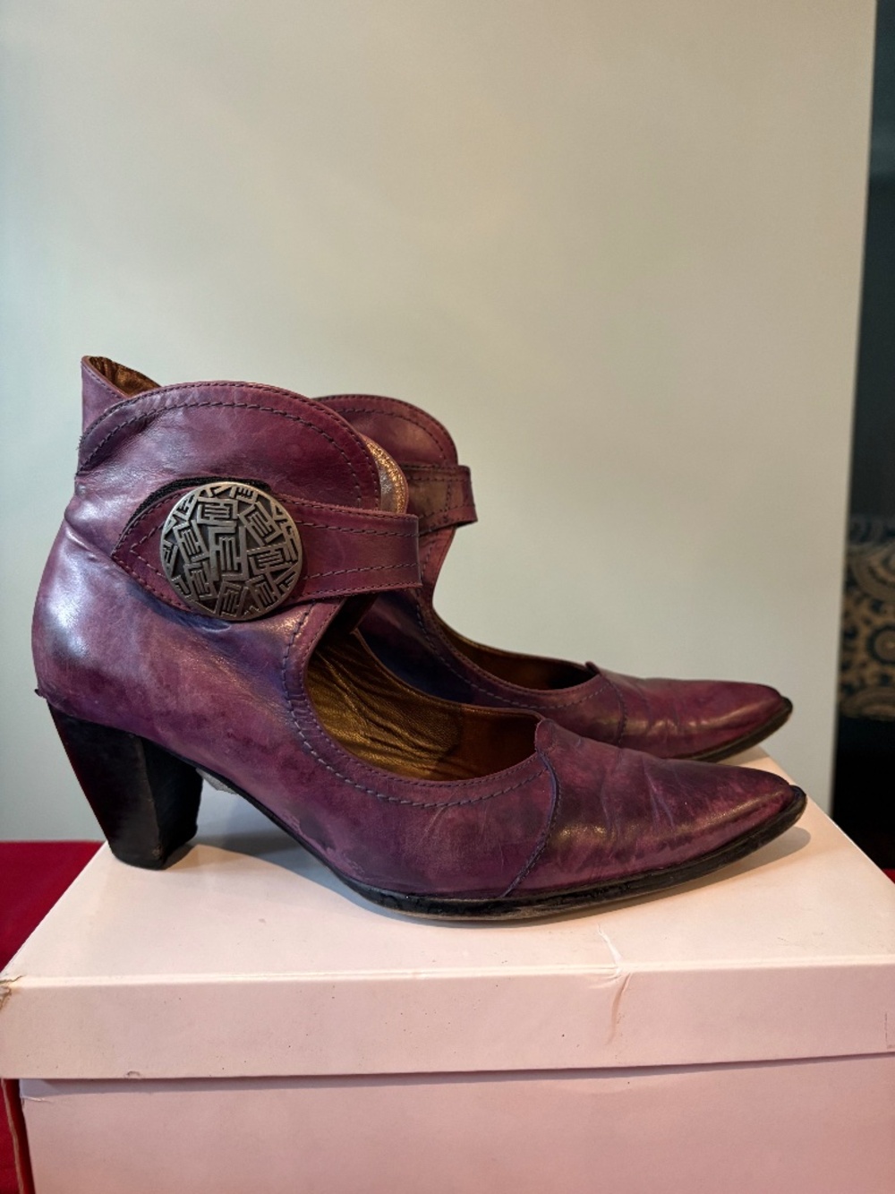 France Mode Women leather heels